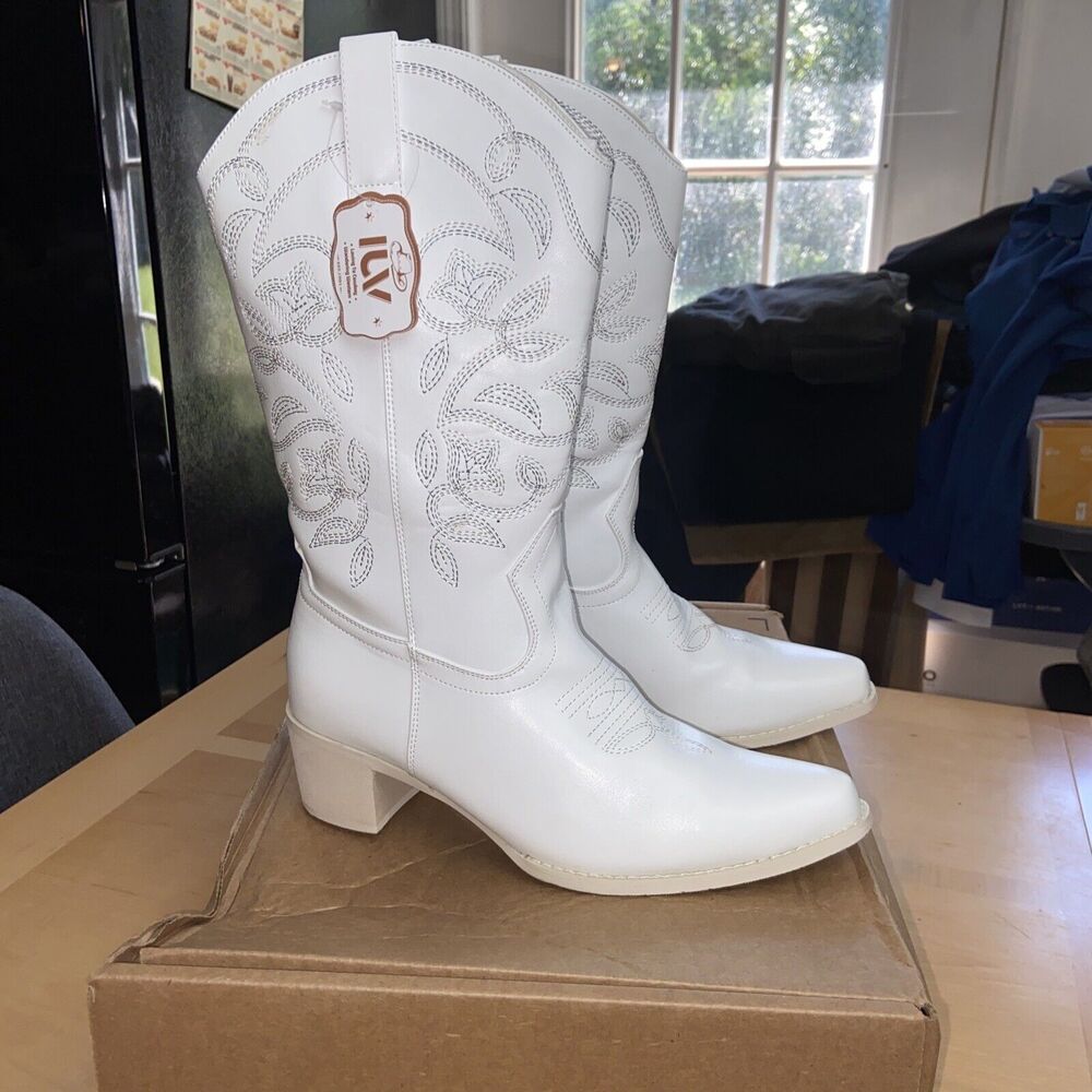 Luv Cowgirl Boots White Size 8.5 Western
